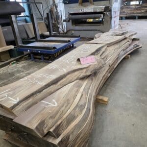 Walnut Log # 16195 5-15 FT
